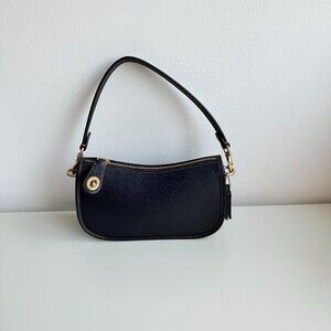 Coach Swinger Leather Crossbody Shoulder Bag
